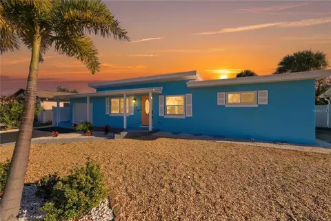 450 81st Ave, Saint Pete Beach, FL 33706
