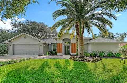4745 Country Manor Dr, Sarasota, FL 34233