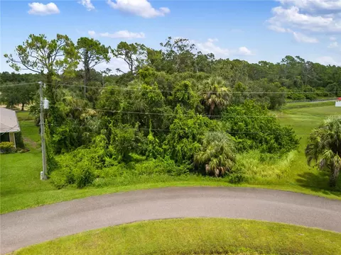 Lorri Circle, North Port, FL 34286