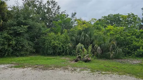 Equestrian Court, Nokomis, FL 34275