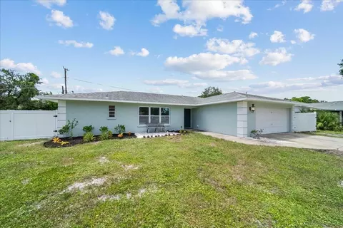 3634 York Dr W, Bradenton, FL 34205