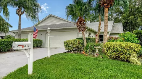 6016 Bonaventure Pl, Sarasota, FL 34243