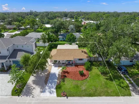 2616 Martin St, Sarasota, FL 34237