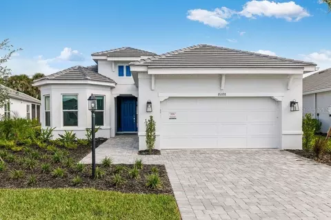 8088 Moonbeam Ave, Sarasota, FL 34241