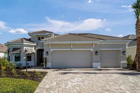 10463 Eclipse St, Sarasota, FL 34241