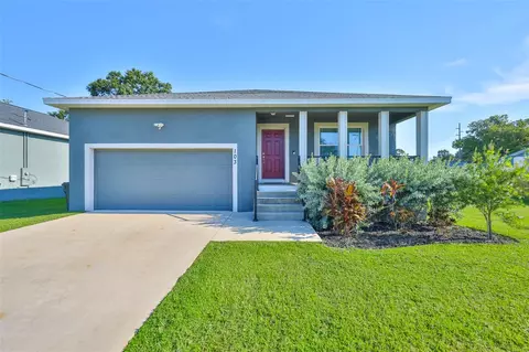 103 6th Ave NW, Ruskin, FL 33570