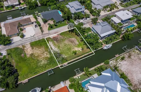 570 De Narvaez Dr, Longboat Key, FL 34228 photo 10