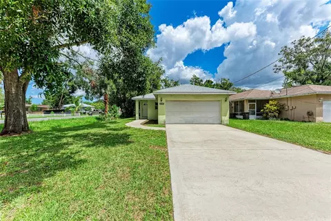 2105 36th Ave E, Bradenton, FL 34208