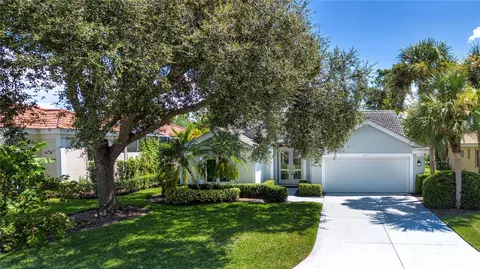 8722 54th Ave E, Bradenton, FL 34211