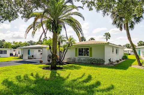 1840 Vera Pl #81, Sarasota, FL 34235