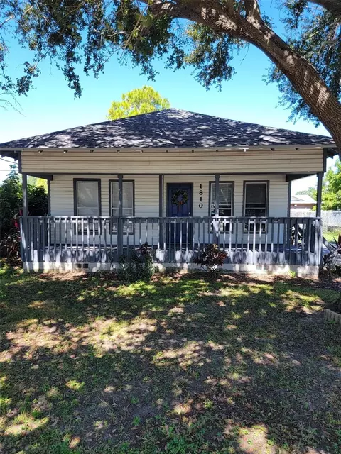 1810 17th St E, Palmetto, FL 34221