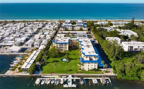 3810 Gulf Of Mexico Dr #F302, Longboat Key, FL 34228