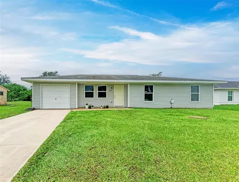1243 Autumn St, Punta Gorda, FL 33980