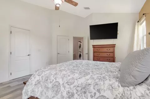 Bedroom - 8880 Moonlit Meadows Loop, Riverview, FL 33578 photo 3 of 8