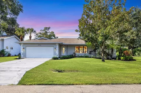 4536 Robin Hood Trl W, Sarasota, FL 34232