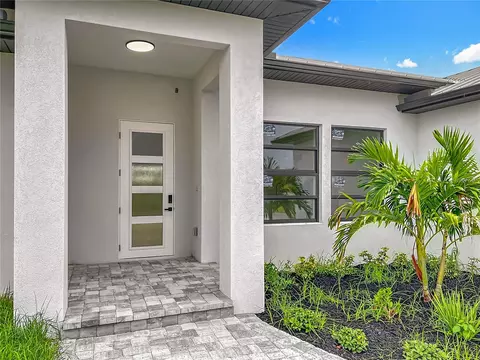 Exterior - 15 Heave Ln, Placida, FL 33946 photo 5 of 15