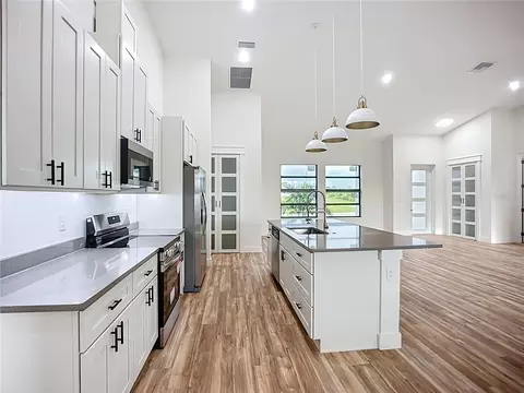Kitchen - 15 Heave Ln, Placida, FL 33946 photo 5 of 9