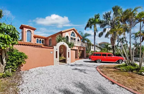 749 Penfield St, Longboat Key, FL 34228