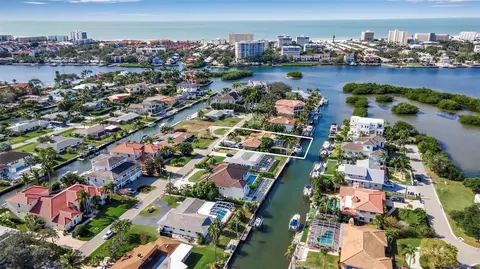 1637 Stanford Ln, Sarasota, FL 34231