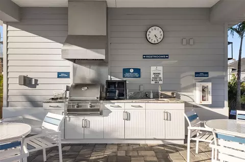 Kitchen - 4842 Willow Bend Ave, Parrish, FL 34219 photo 6 of 6