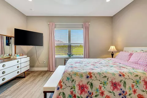Bedroom - 4842 Willow Bend Ave, Parrish, FL 34219 photo 3 of 4