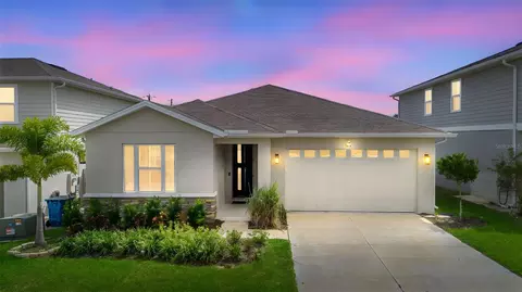 1100 Sugarwood St, Davenport, FL 33837