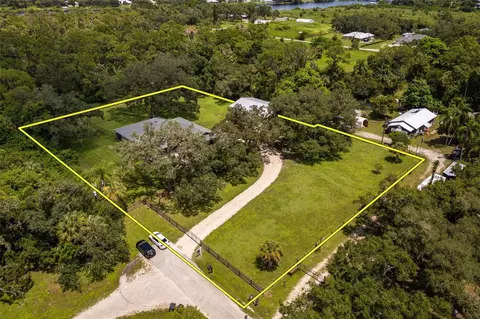 2391 Lippincott Rd, Alva, FL 33920
