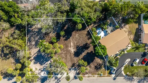 580 Neptune Ave, Longboat Key, FL 34228