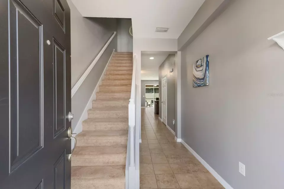 Entry Way - 4084 71st Ave N, Pinellas Park, FL 33781 photo 1 of 2