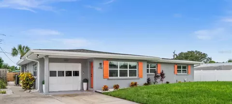 1740 Bayonne St, Sarasota, FL 34231