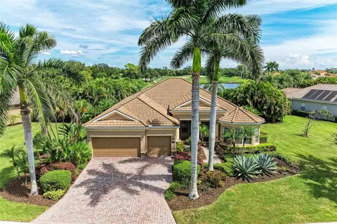 7215 Heritage Grand Pl, Bradenton, FL 34212