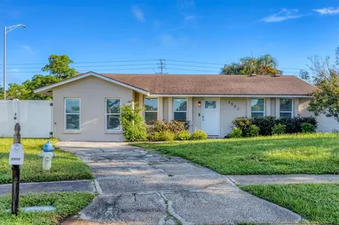 3902 Cochise Ter, Sarasota, FL 34233