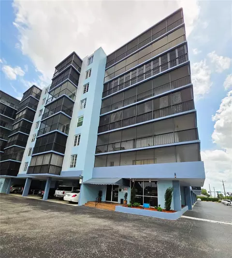2901 26th St W #601, Bradenton, FL 34205