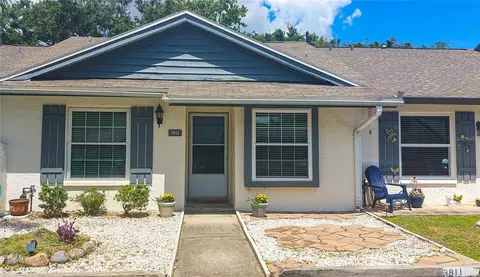 3911 La Costa Ln, Largo, FL 33771