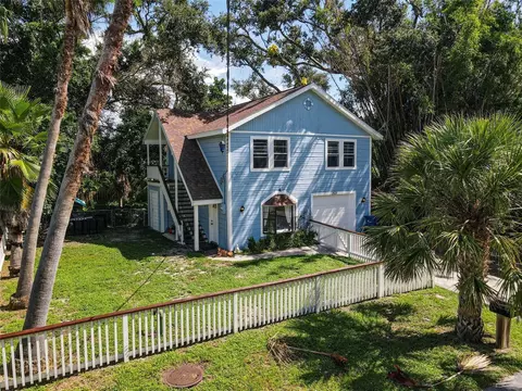 2531 Portland St #A, Sarasota, FL 34231