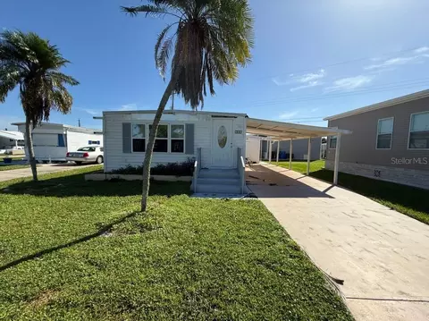 223 Inner Dr E, Venice, FL 34285 photo 1