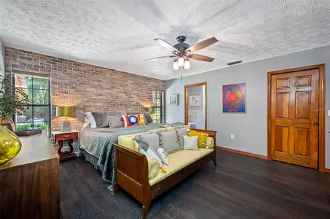 Bedroom - 9206 65th Ave E, Bradenton, FL 34202 photo 1 of 12
