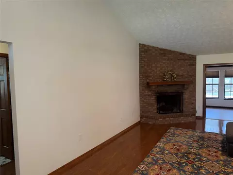 Living - 9206 65th Ave E, Bradenton, FL 34202 photo 1 of 10