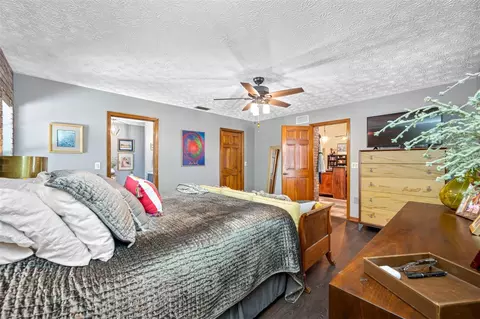 Bedroom - 9206 65th Ave E, Bradenton, FL 34202 photo 4 of 12