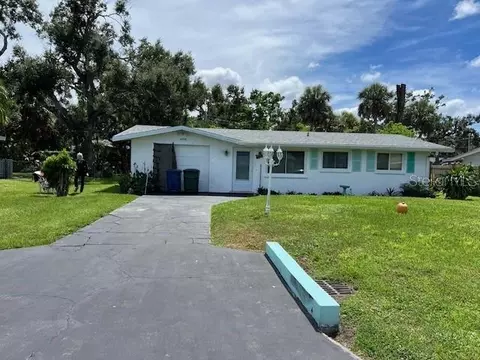 3024 Williamsburg St, Sarasota, FL 34231