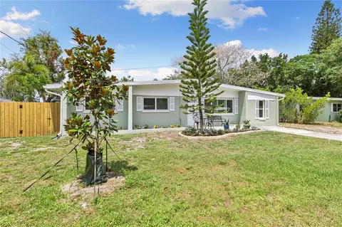 163 Sunway Ave, Sarasota, FL 34237