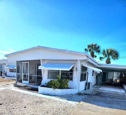 2203 Michigan Ave, Bradenton, FL 34207