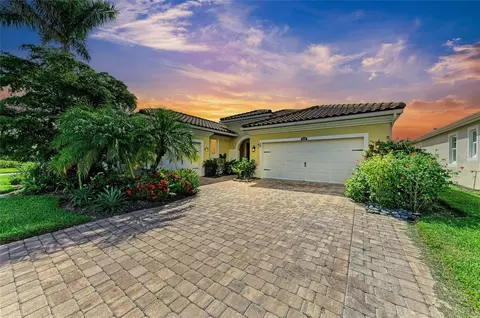 11669 Tapestry Ln, Venice, FL 34293