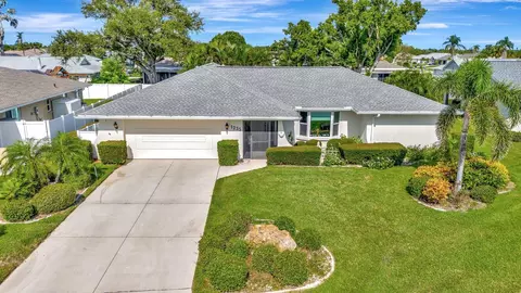 1235 Pine Needle Rd, Venice, FL 34285