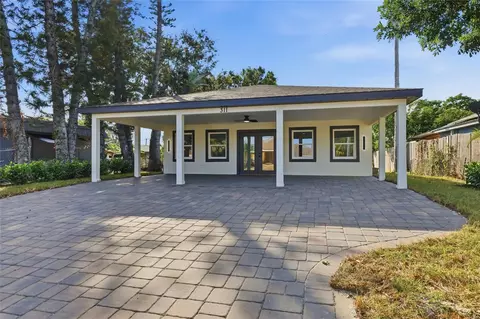311 12th St W, Palmetto, FL 34221
