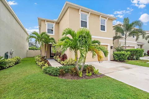 4861 Silver Topaz St, Sarasota, FL 34233