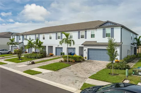 5519 Tripoli Dr, Palmetto, FL 34221