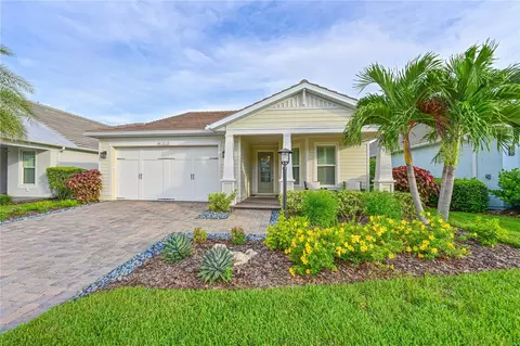 8031 Sandstar Way, Sarasota, FL 34240