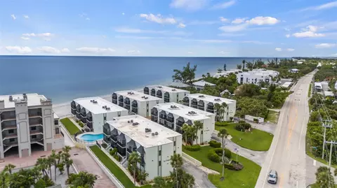 2810 N Beach Rd #106, Englewood, FL 34223