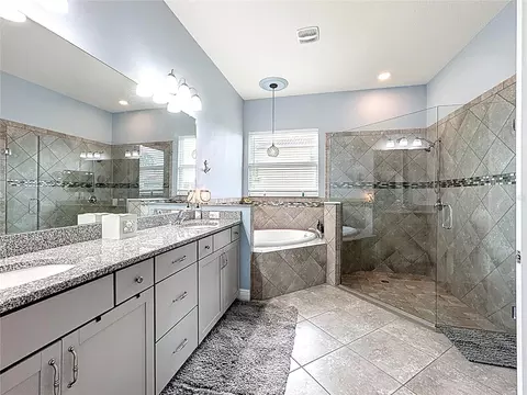 Bath - 309 167th Blvd E, Bradenton, FL 34212 photo 1 of 4